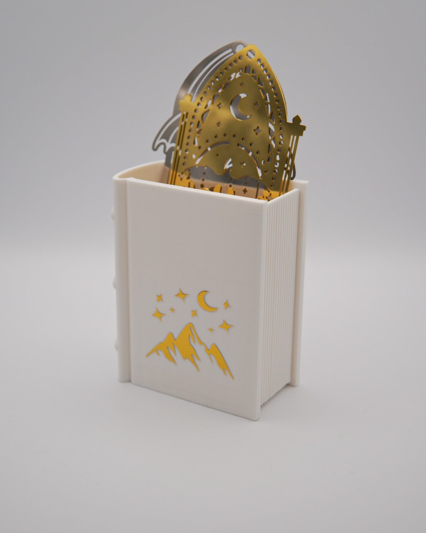 Lesezeichen- & Stiftehalter "Berge & Sterne"