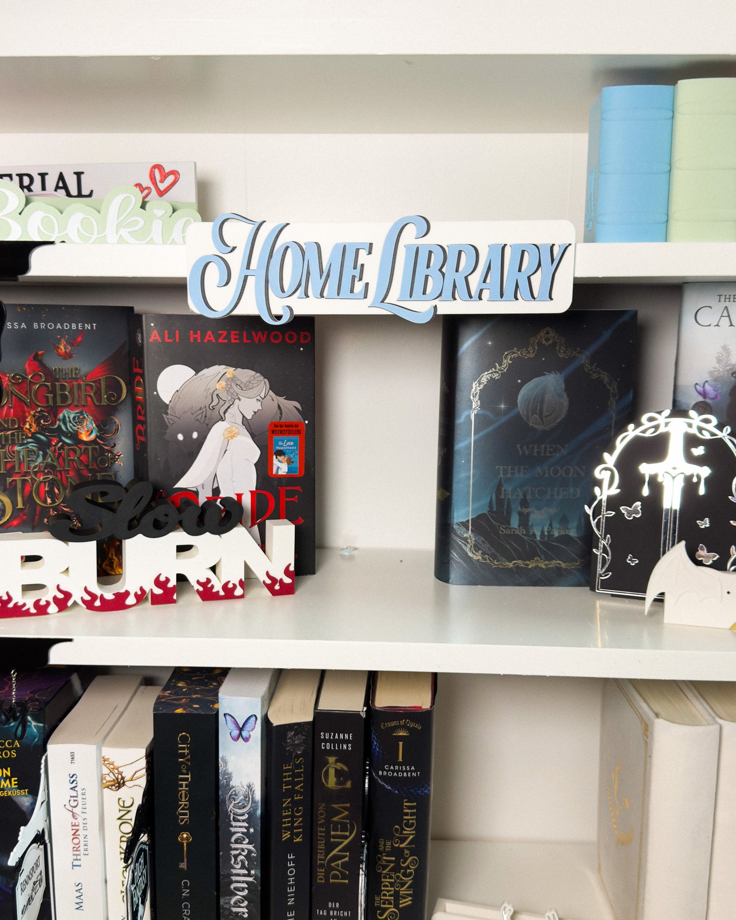 Regalschild "Home Library" - Summer Edition